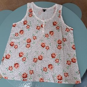 Torrid Size 3 Floral Pattern Tank.